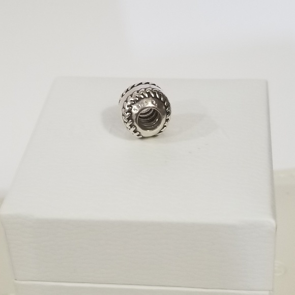 🚫SOLD 🚫PANDORA BASEBELL/ SOFTBALL CHARM - Picture 2 of 2